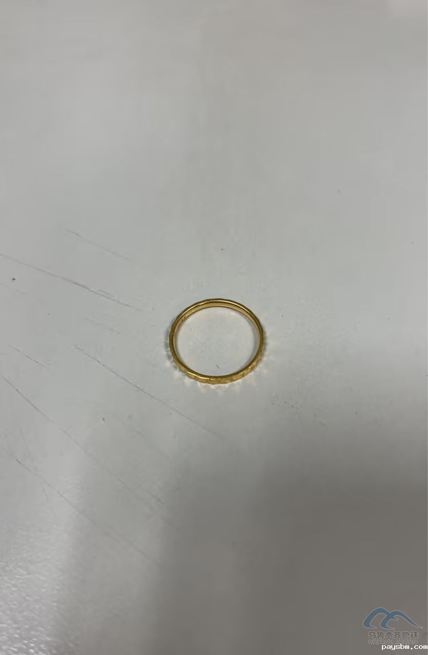 金色戒指.jpg